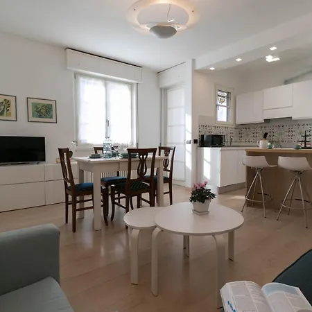 Mamma Ciccia - Il Nido Di Marty Appartement Mandello del Lario